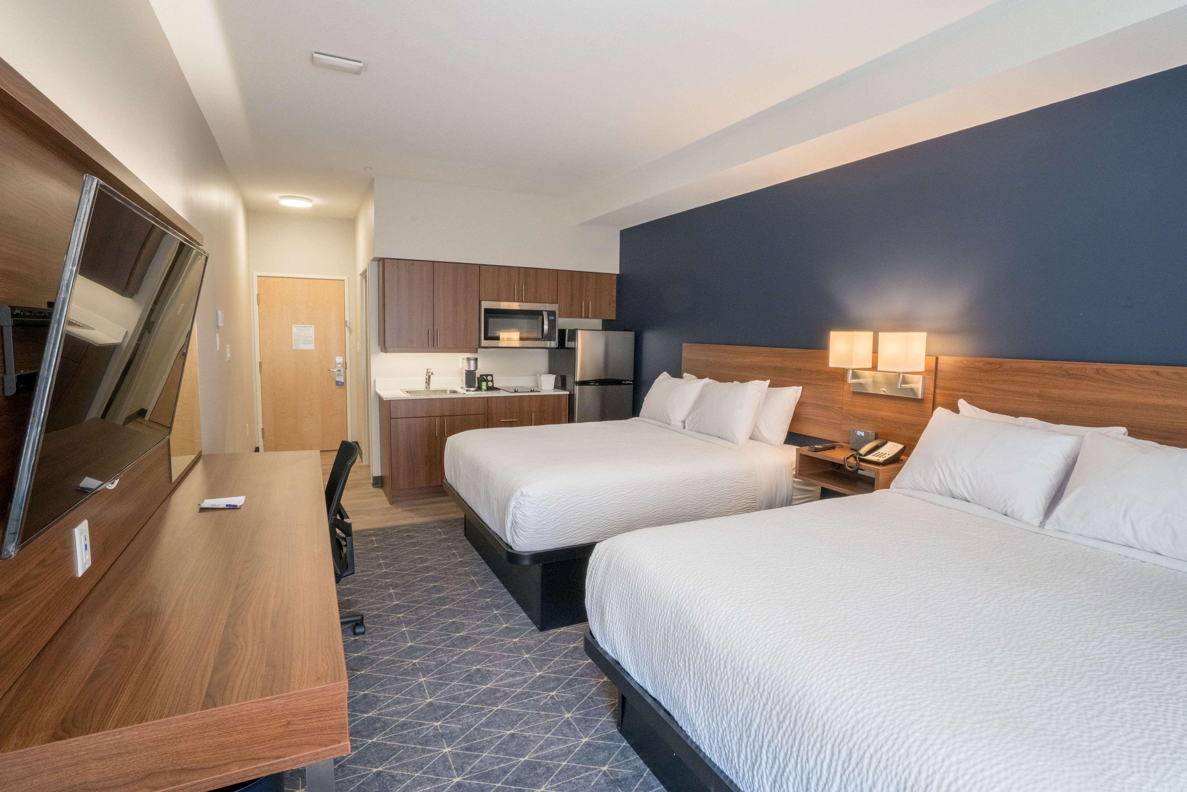 Park Inn By Radisson, Kelowna Zewnętrze zdjęcie