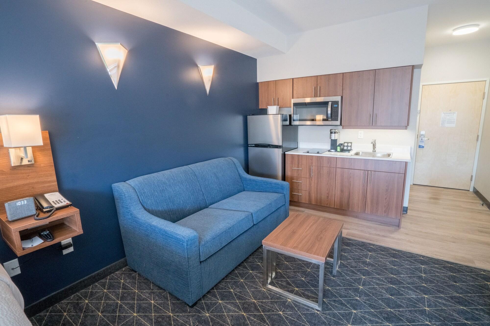 Park Inn By Radisson, Kelowna Zewnętrze zdjęcie