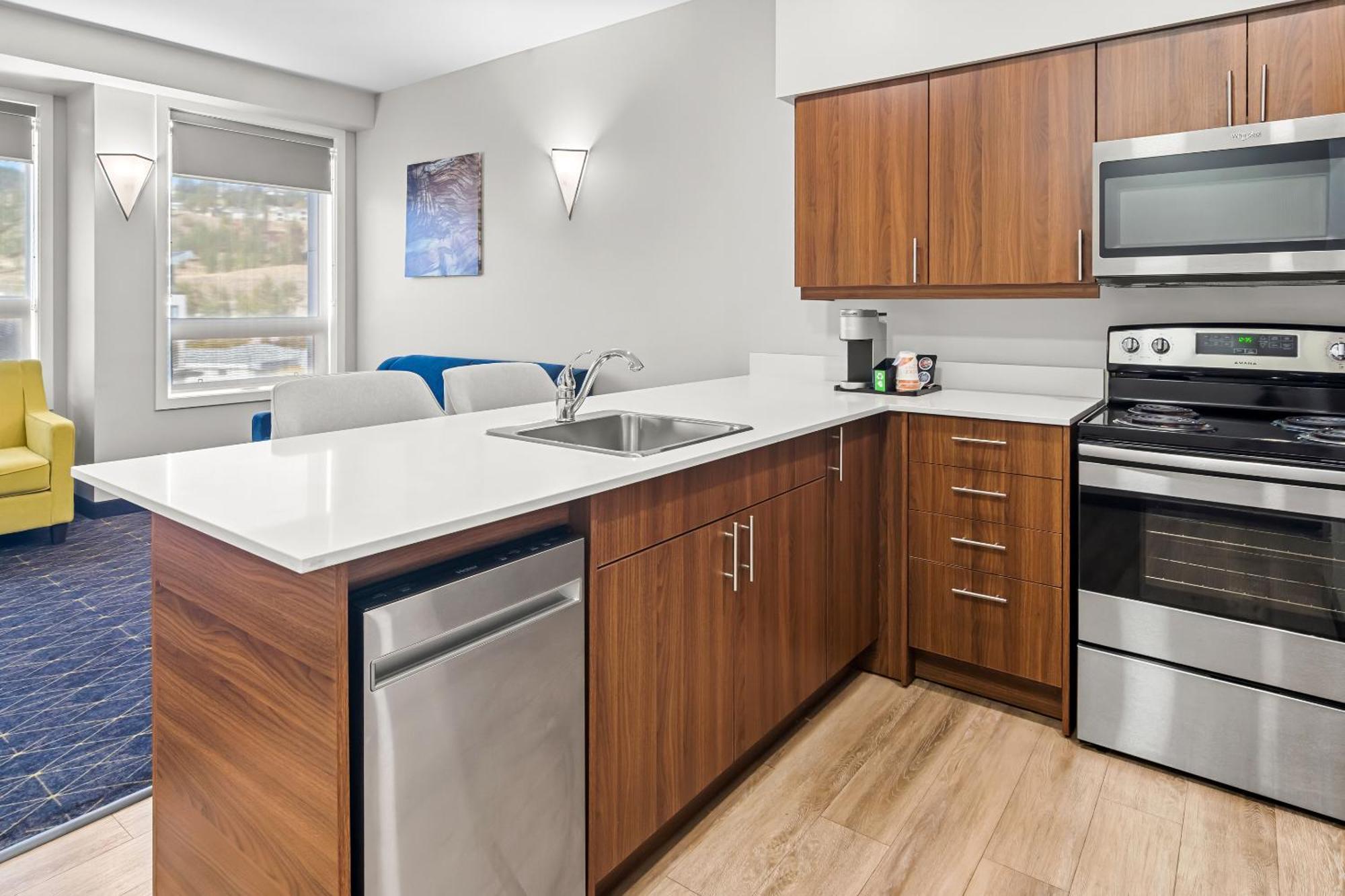Park Inn By Radisson, Kelowna Zewnętrze zdjęcie